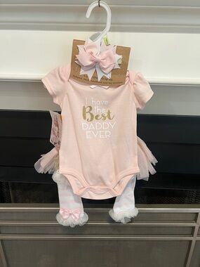 Baby Essentials Pink 'I Have the Best Daddy Ever' Matching Set